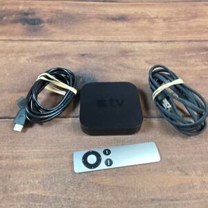 Apple TV 3rd Gen Media Player Black Good A1427 with Remote and Cables